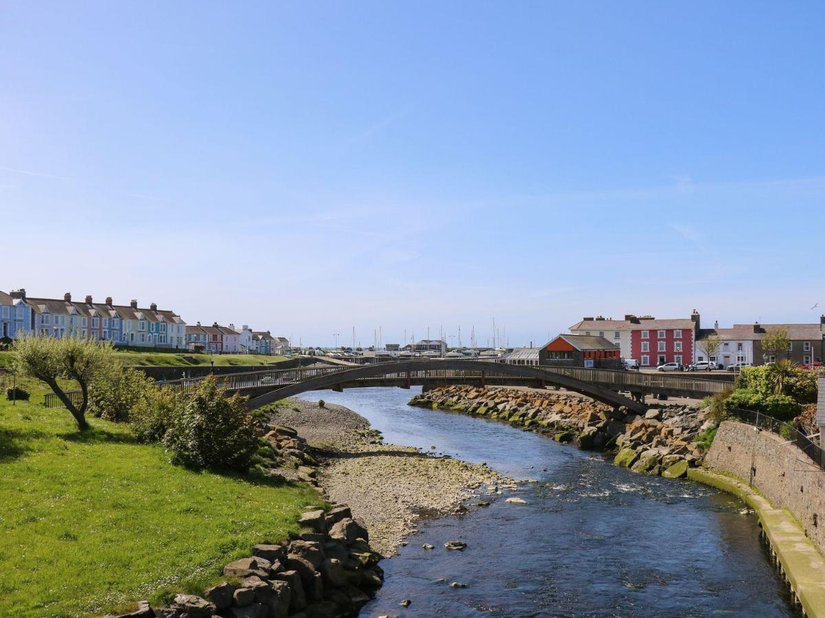 Villa Y Bwthyn Bach à Aberaeron Extérieur photo