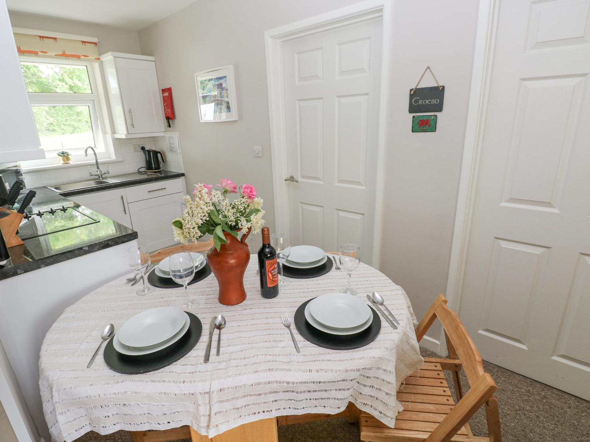 Villa Y Bwthyn Bach à Aberaeron Extérieur photo