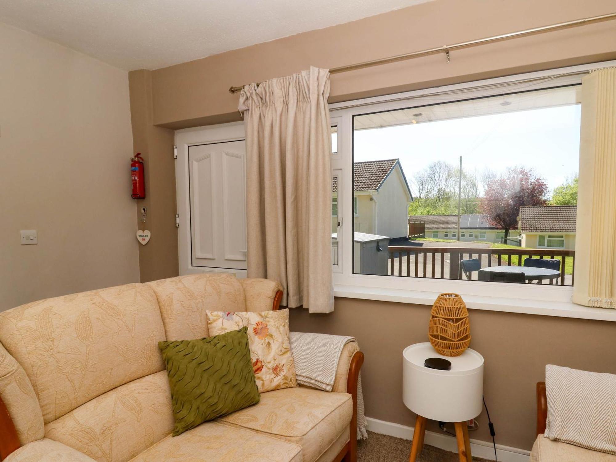 Villa Y Bwthyn Bach à Aberaeron Extérieur photo